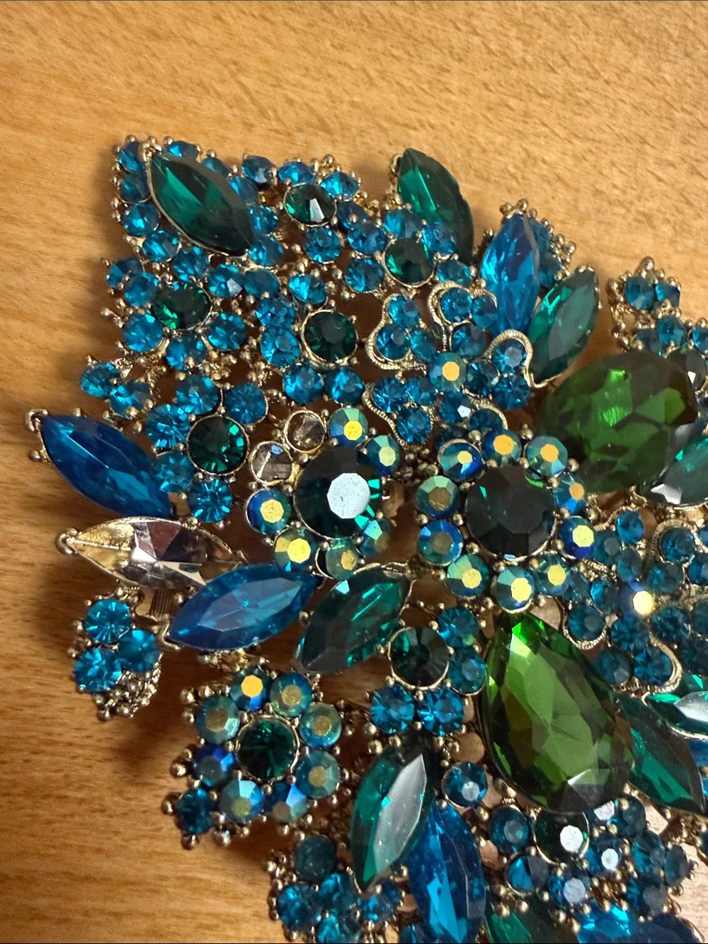 Extra large rhinestone crystal brooch pin vintage missing stones blue green